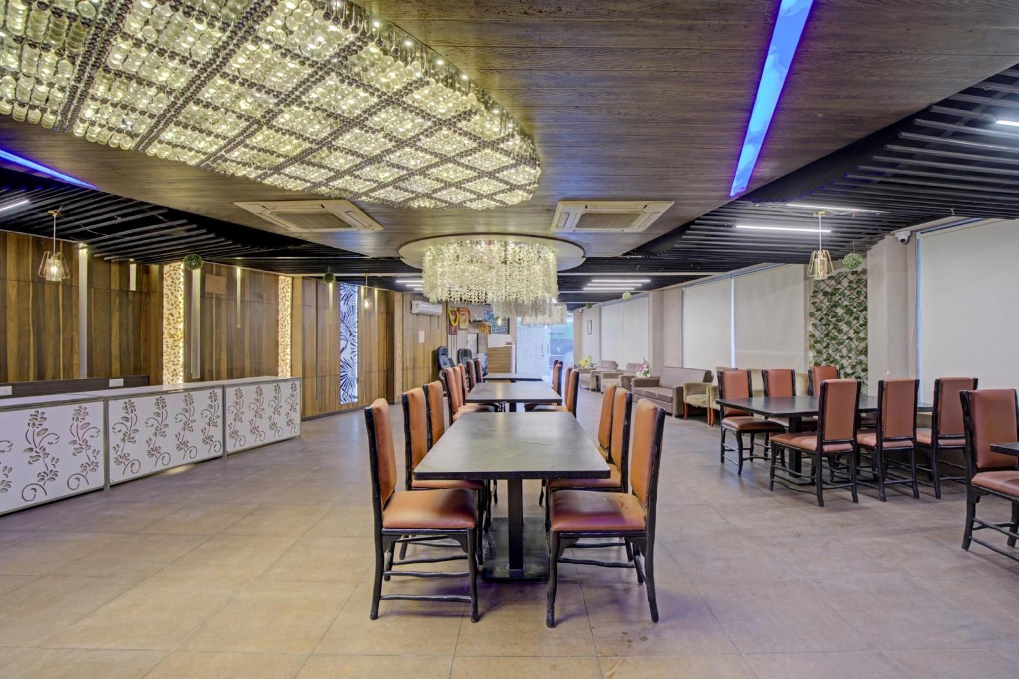 Hotel O The Kia Residency Hotel And Banquet Ahmadábád Exteriér fotografie